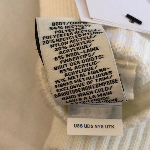 UGG Ivory White Knit Gloves Touch Screen Compatible Finger Tips OS NWT - Picture 7 of 12